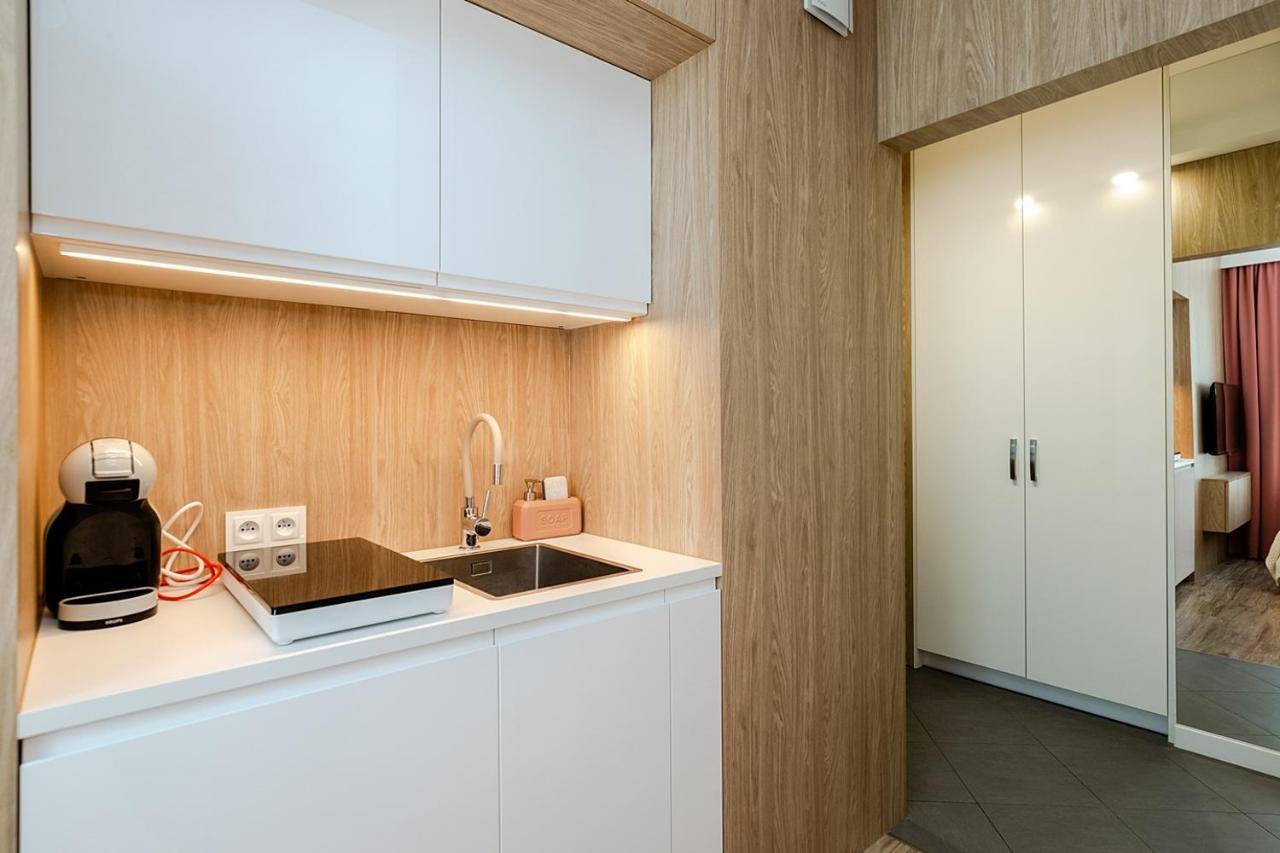 Studio Wola Apartament Kasprzaka - Wifi + Smart Tv Varşovia Exterior foto