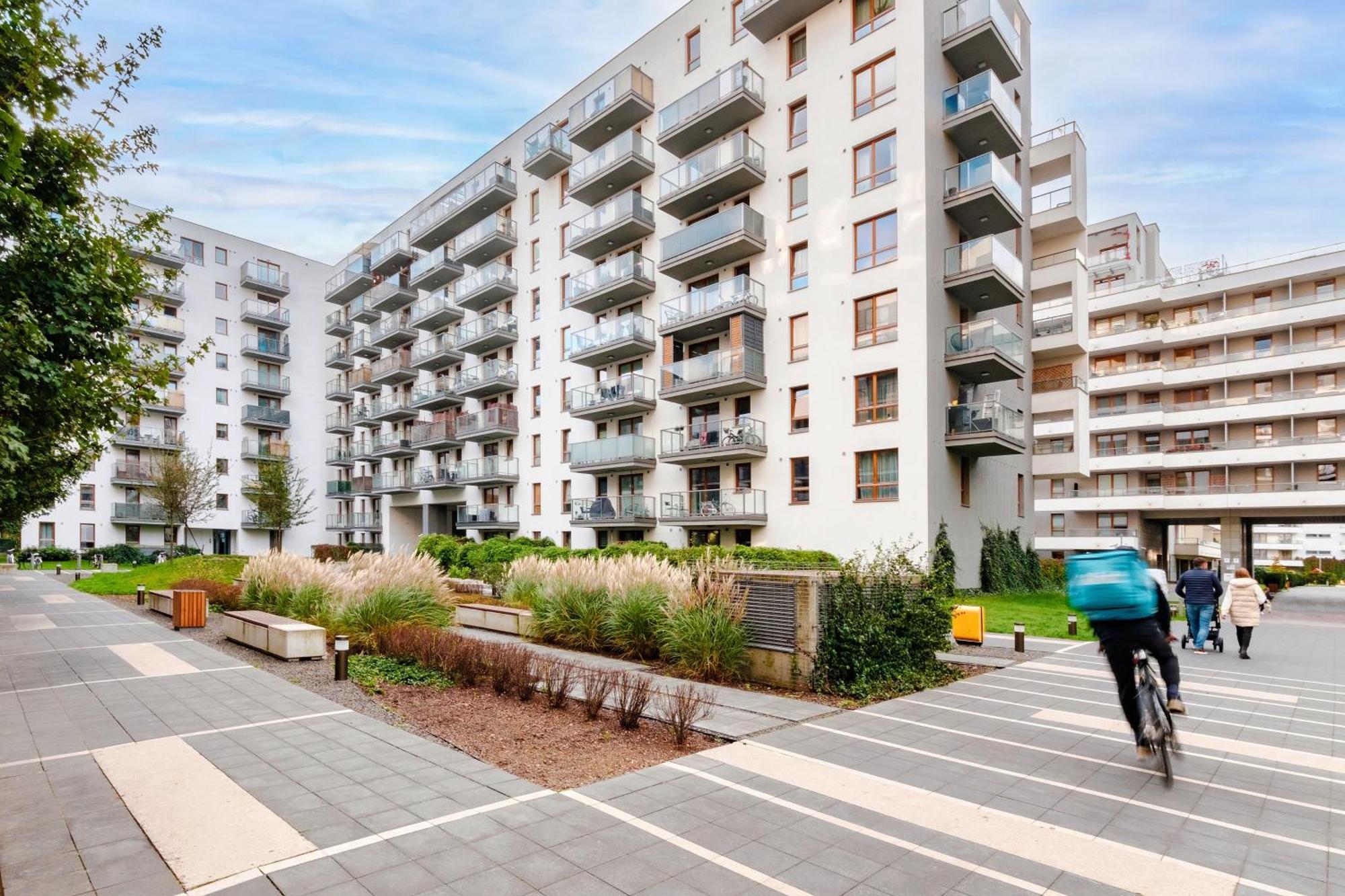 Studio Wola Apartament Kasprzaka - Wifi + Smart Tv Varşovia Exterior foto