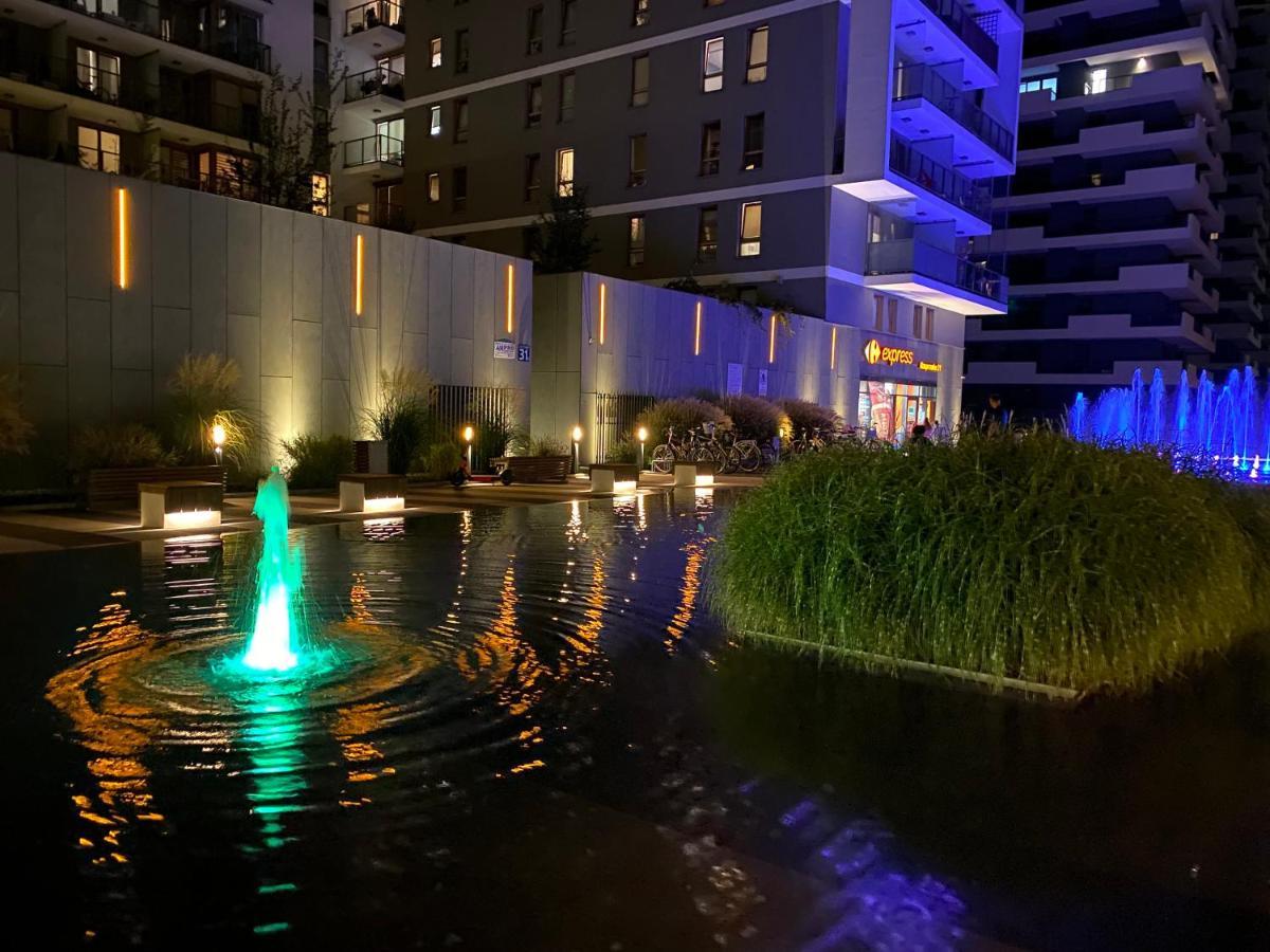 Studio Wola Apartament Kasprzaka - Wifi + Smart Tv Varşovia Exterior foto